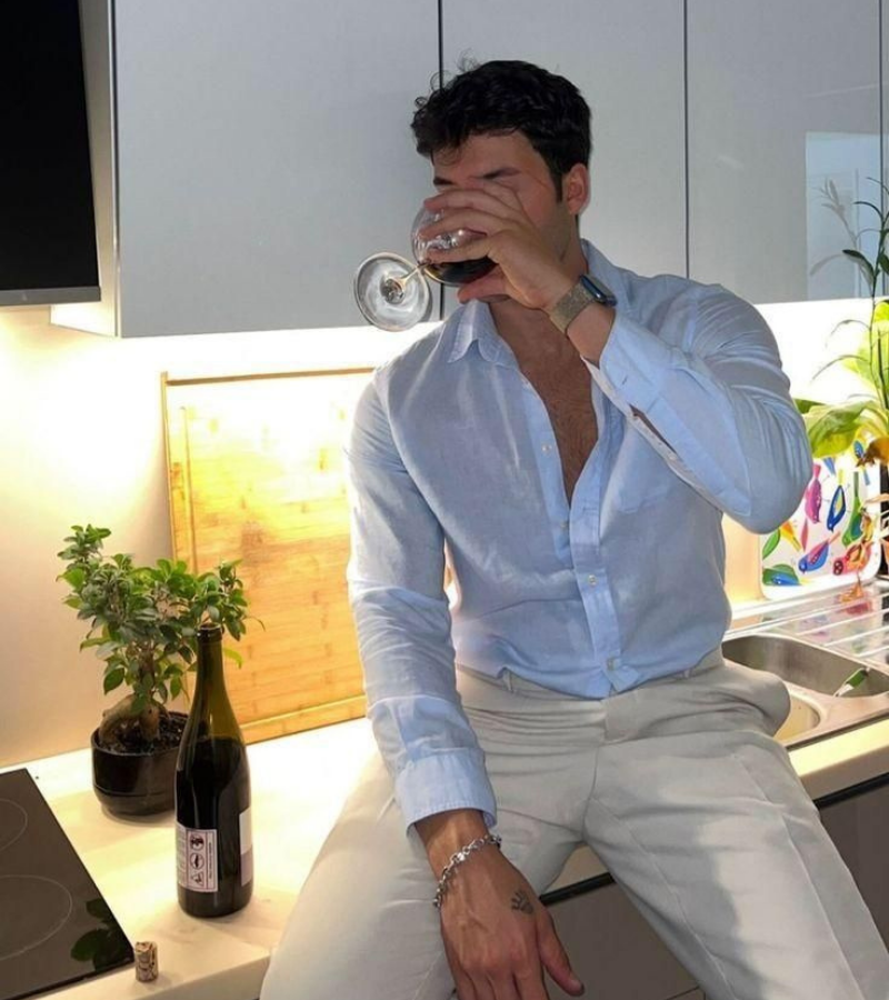 The Amalfi Coast Linen Shirt | Sky Blue